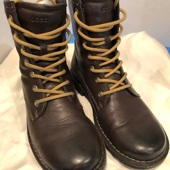 ecco womens lace up boots
